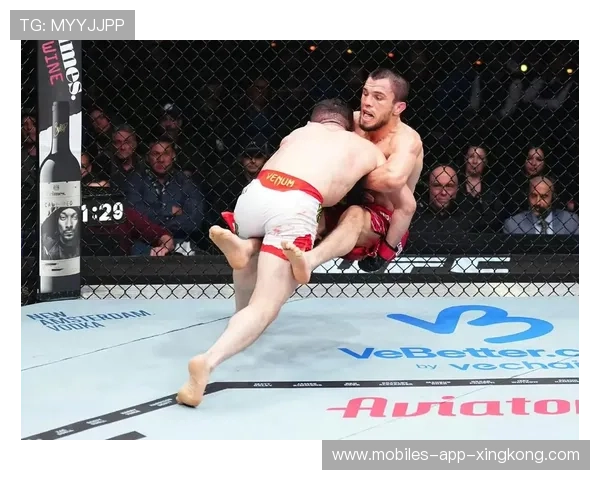 UFC 对手抱摔成名场面 UFC 对手抱摔成名场面