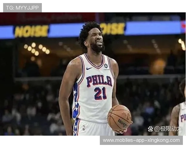 恩比德背身强攻,76人锁定主导权 恩比德背身强攻,76人锁定主导权