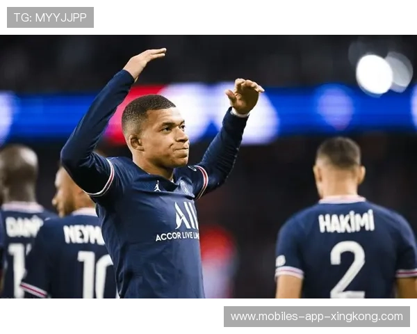 姆巴佩高速冲击,巴黎前场换位更灵活 姆巴佩高速冲击,巴黎前场换位更灵活