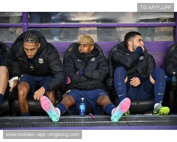 太阳球队替补席发力拉开比分差距